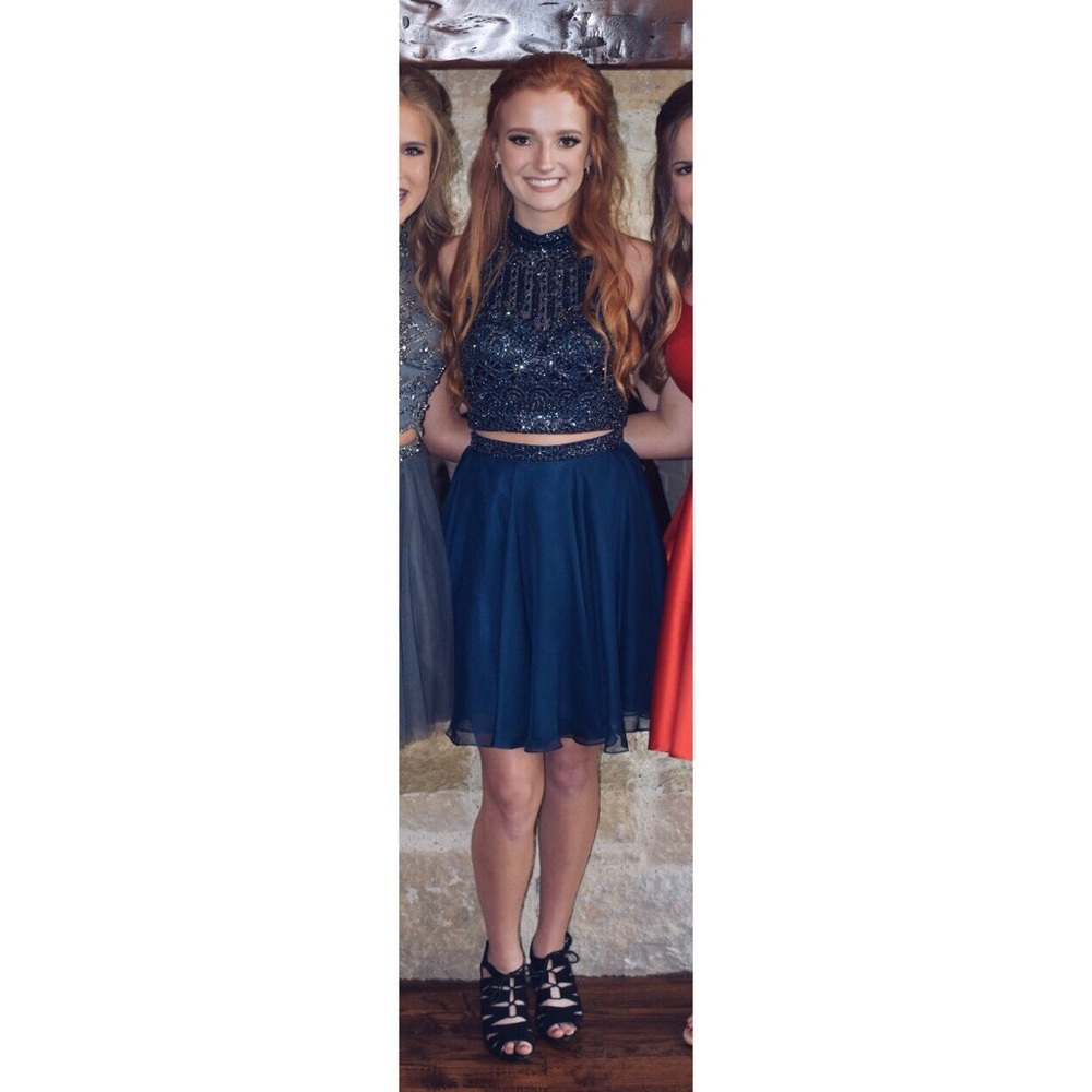 Size 4 Homecoming Dress